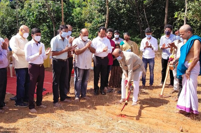  Raghupathi Bhat lays foundation stone for Assistant Drug Controller Office