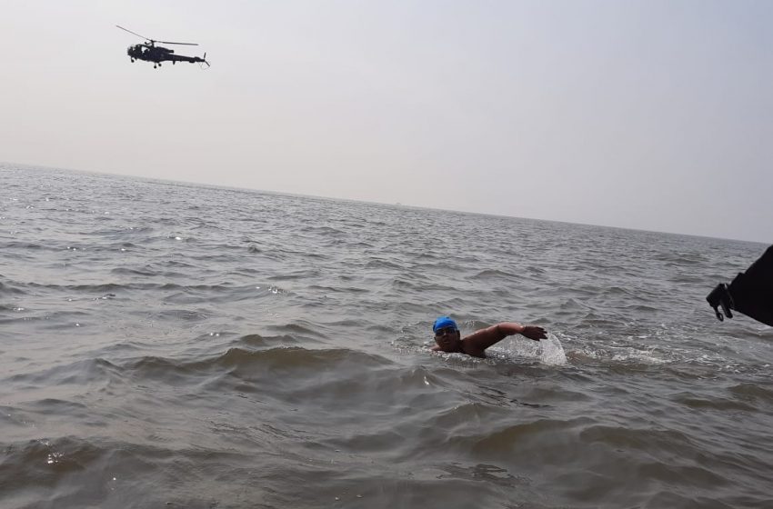  12 year old Jiya Rai swims 36 KM in Arabian Sea