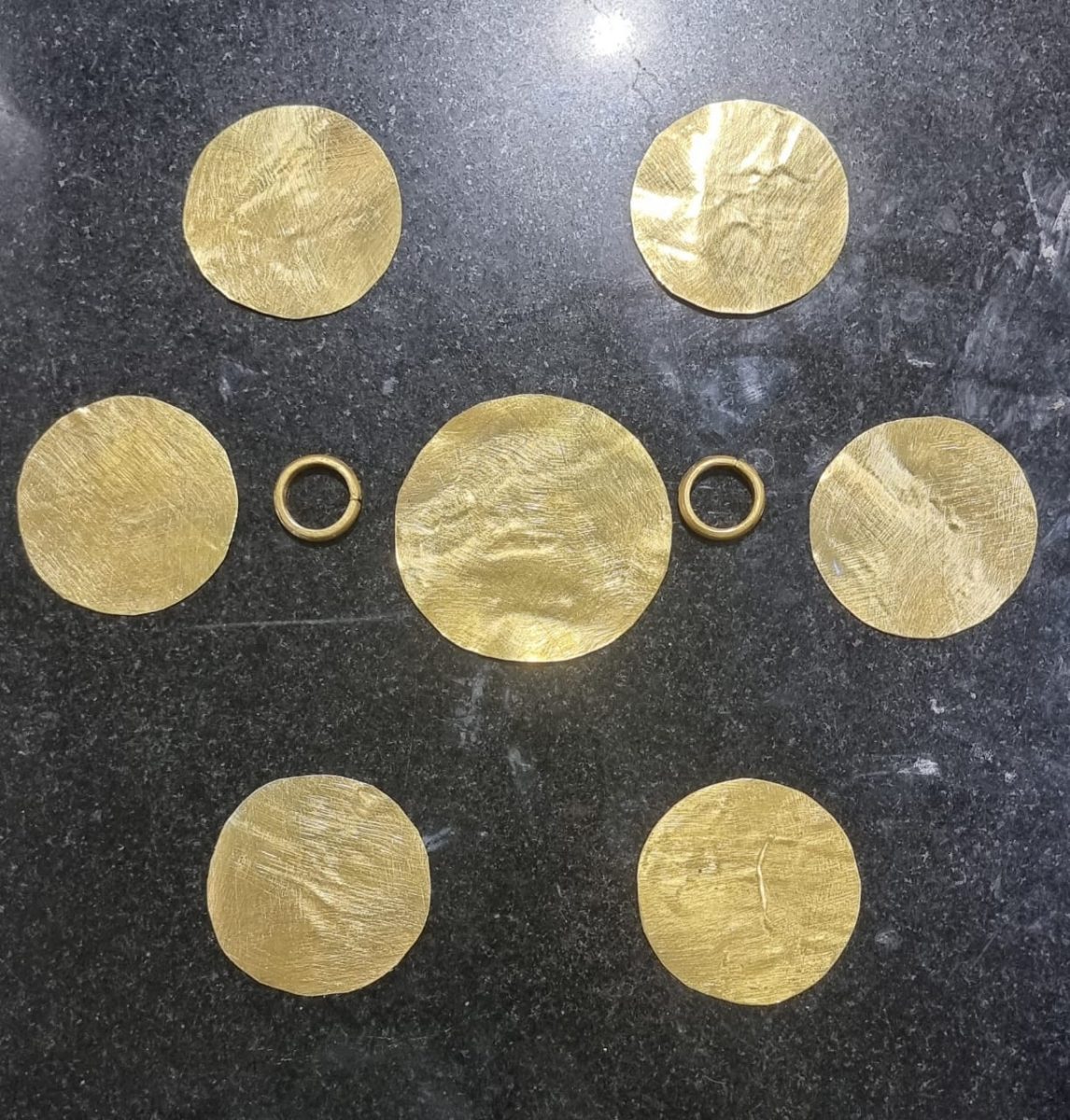 Mangaluru Customs officials seize gold worth ₹ 11 lakh
