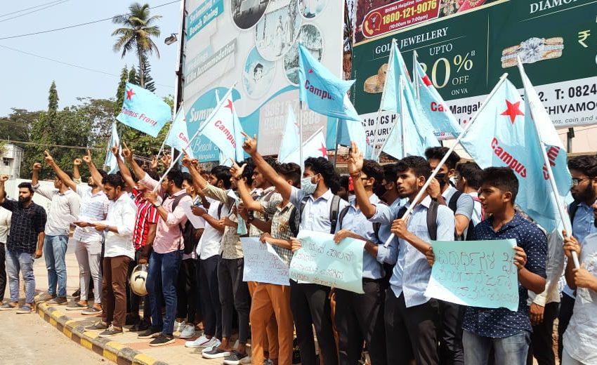  Campus Front of India condemns police highhandedness, demands action