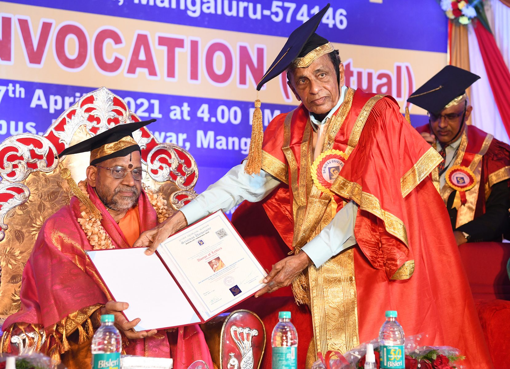 Sri Sugunendra Tirtha Sripadaru of Udupi Sri Puthige Matha conferred the degree of Doctor of Letters (Honoris Causa) by Srinivas University 