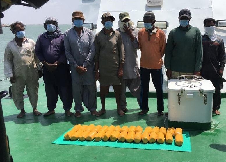  Coast Guard, Gujarat Anti Terrorist Squad apprehend Pakistani boat with 30 kg heroin