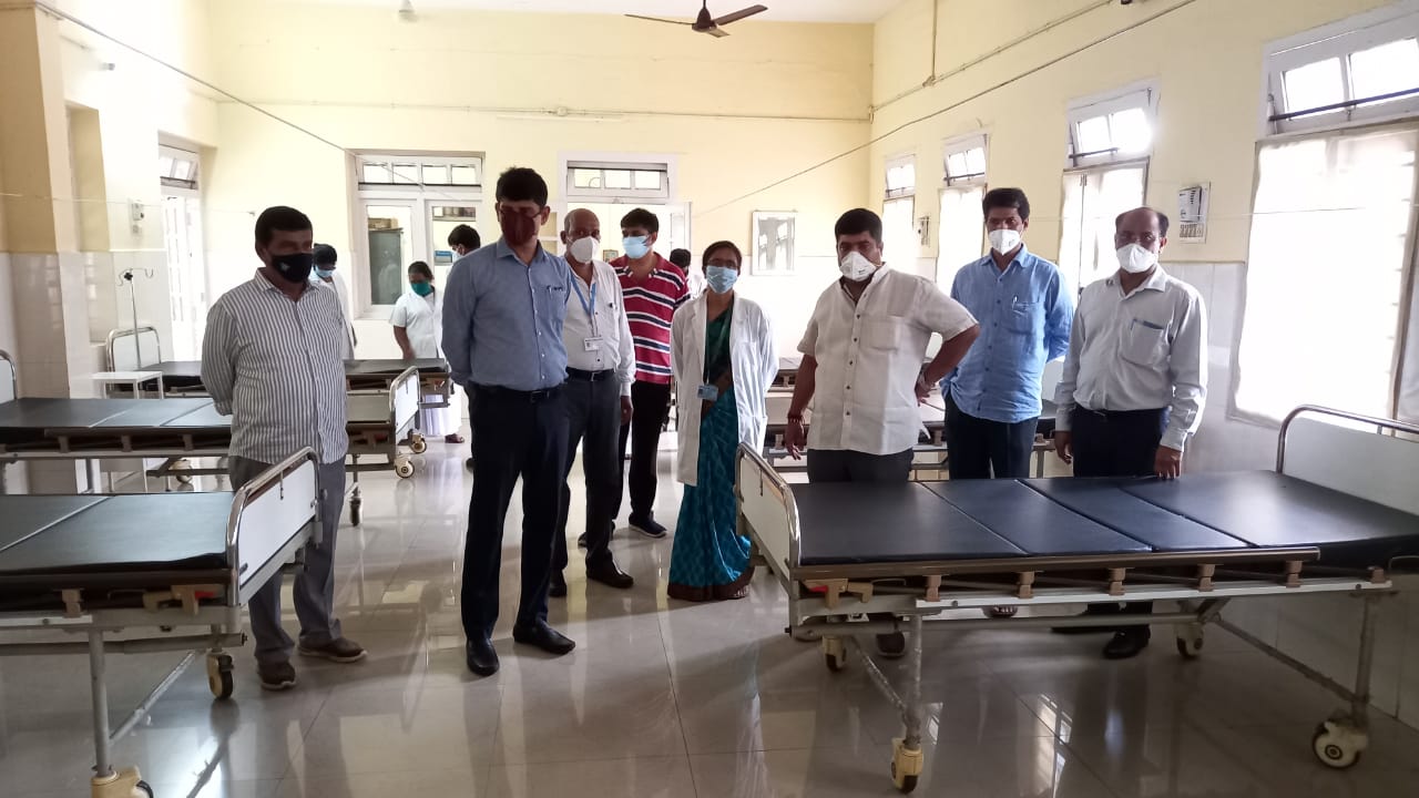 Vedavyas Kamath inspects Covid Care Center at ESI Hospital