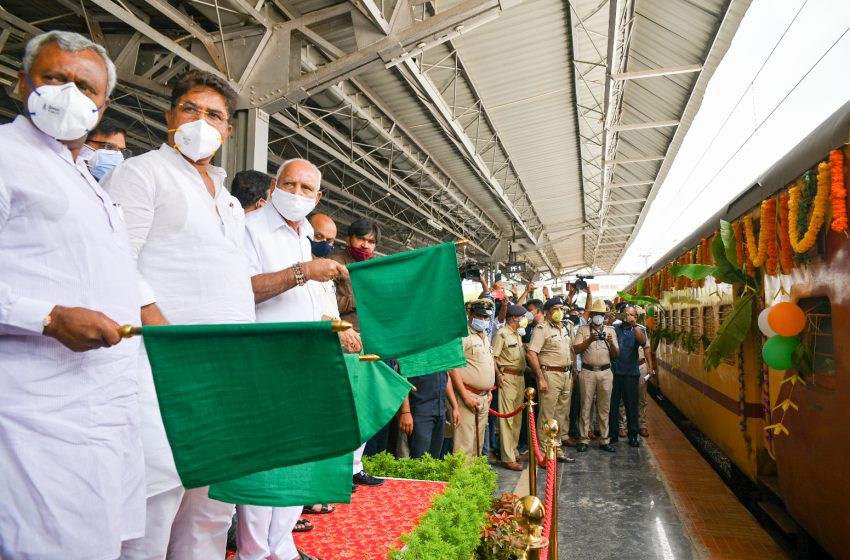  CM Yediyurappa flags off Kisan Rail to Delhi
