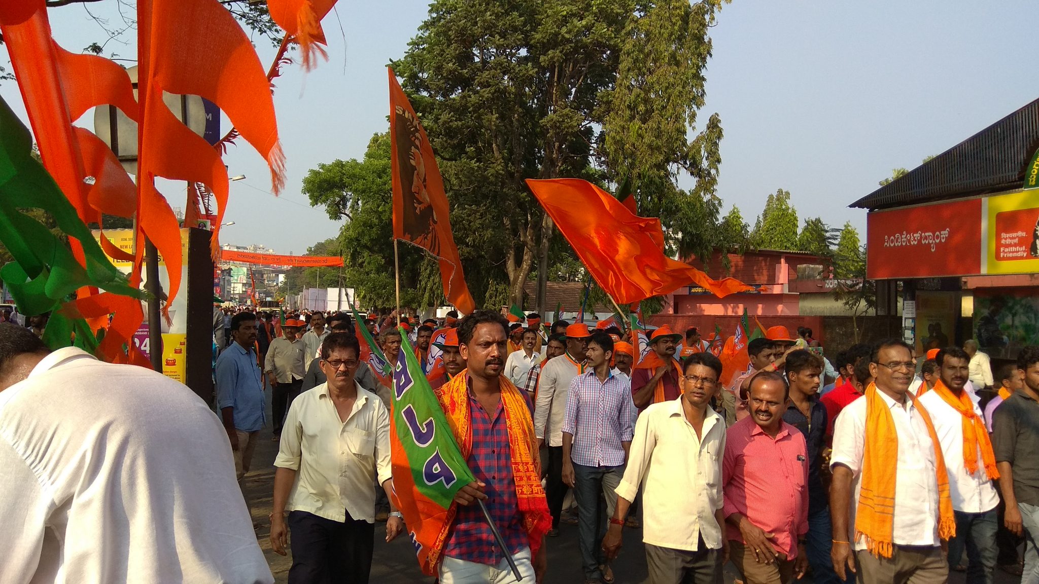 Can fence sitters From Coastal Karnataka Play Crucial Role In State 