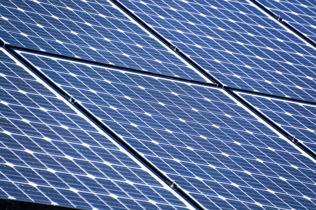  Government incentivising rooftop solar systems connected to grid