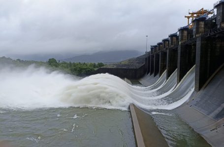 Alert sounded for people living downstream of Kadra dam