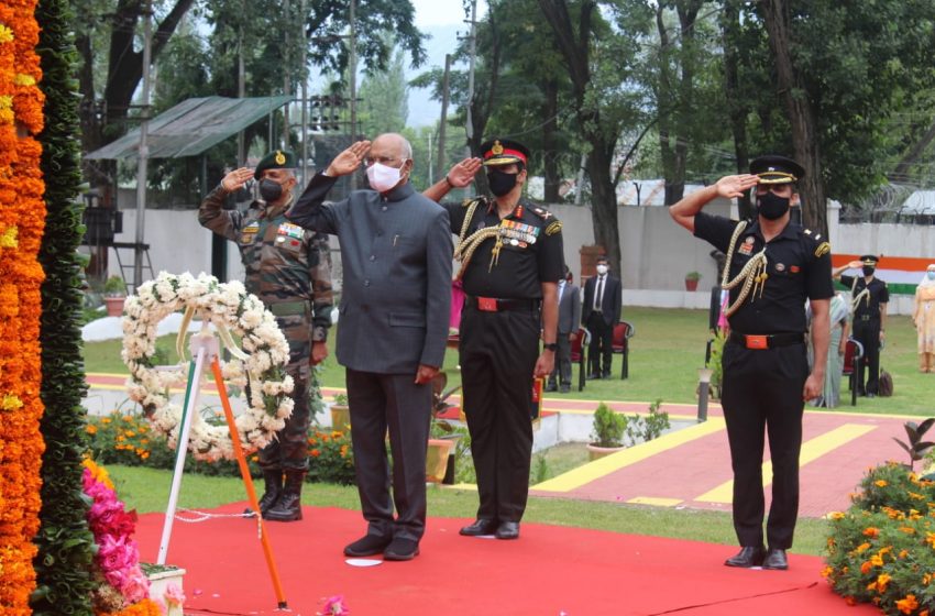  President of India Lays Wreath at Dagger War Memorial, Baramulla on Occasion of Kargil Vijay Diwas