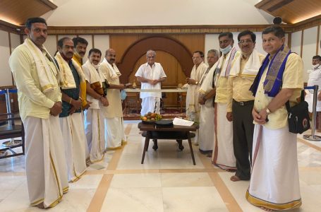 Udupi Paryaya Samithi invites Dr Veerendra Heggade