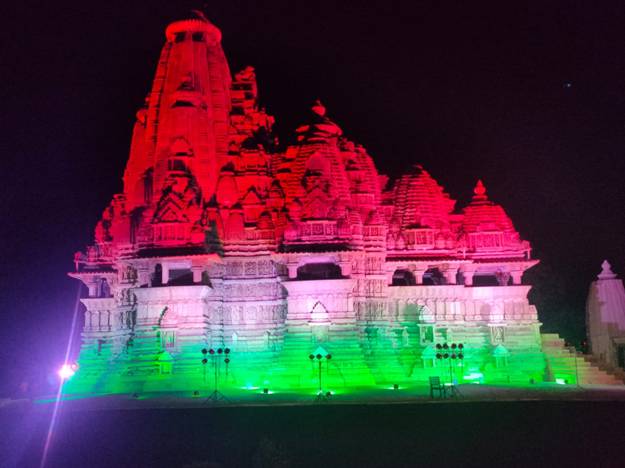 ASI illuminates 100 monuments in Tri-color to celebrate the landmark achievement of 1 billion vaccinations