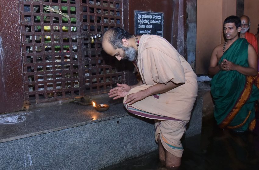  Yama Deepa offered at Udupi Sri Krishna Matha