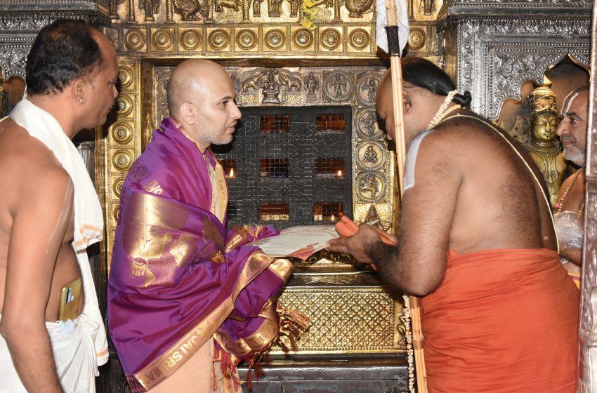  Sri Ahobila Ramanuja Jeeyar visits Udupi Sri Krishna Matha