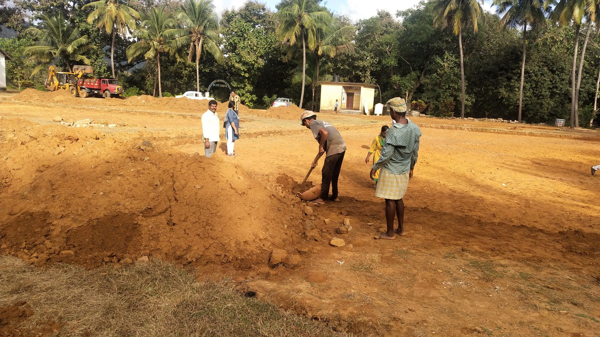 ZP Deputy Secretary inspects MGNREGA works