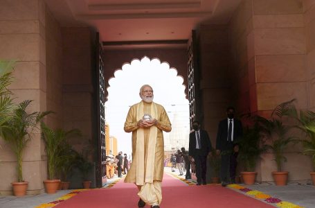 PM to visit Varanasi on April 24