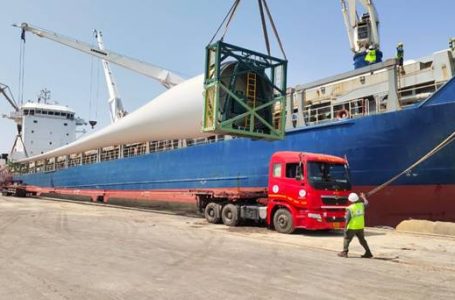 V.O. Chidambaranar Port handles longest Windmill blades
