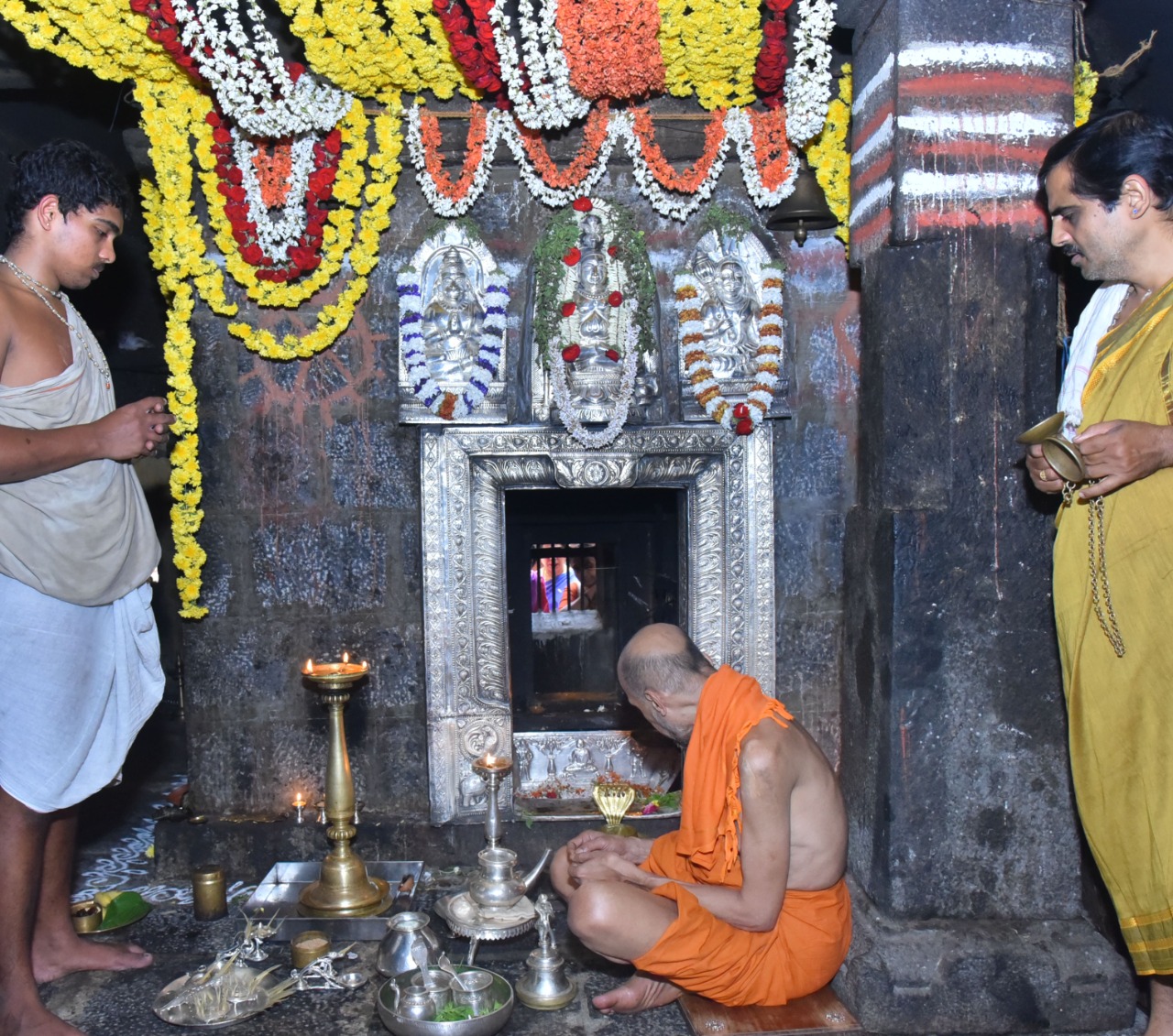 Madhva Navami: Special Pooja offered to Sri Madhvacharya at Udupi ...