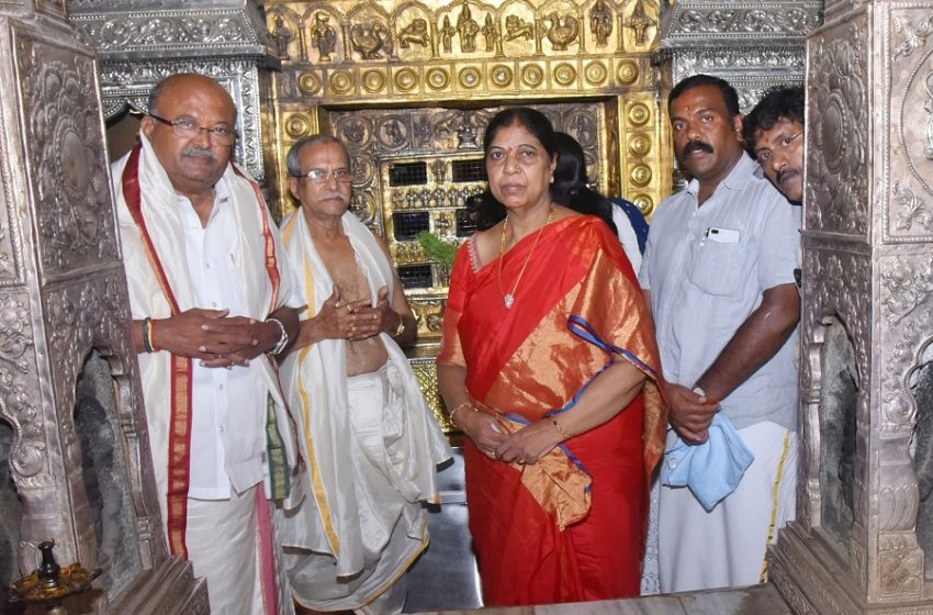  Former Minister H M Revanna visits Udupi Sri Krishna Matha