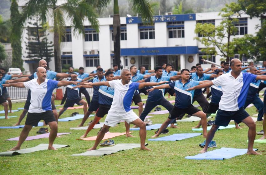  Karwar Naval Base observes International Day of Yoga -2022