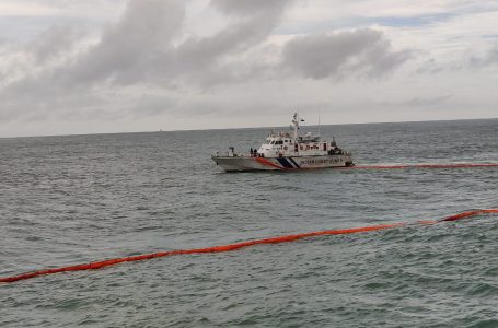 Coast Guard co-ordinates marine pollution response off Mangaluru Coast