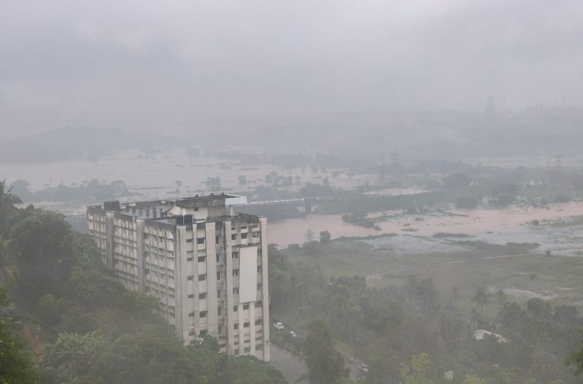 Coastal districts witness heavy rain