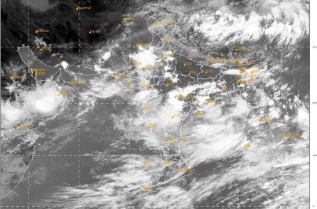 Red Alert: IMD predicts heavy rain in Coastal Karnataka