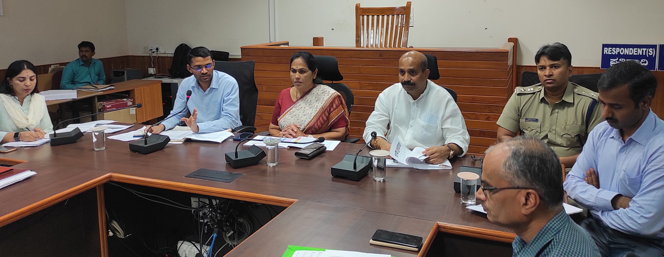 Shobha Karandlaje chairs review meeting in Udupi