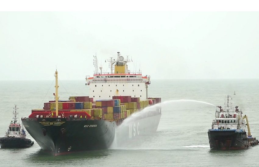  NMPA welcomes first mainline cargo vessel