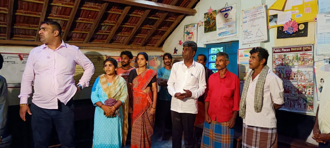 Kota Srinivas Poojary visits flood affected villages in Uttara Kannada