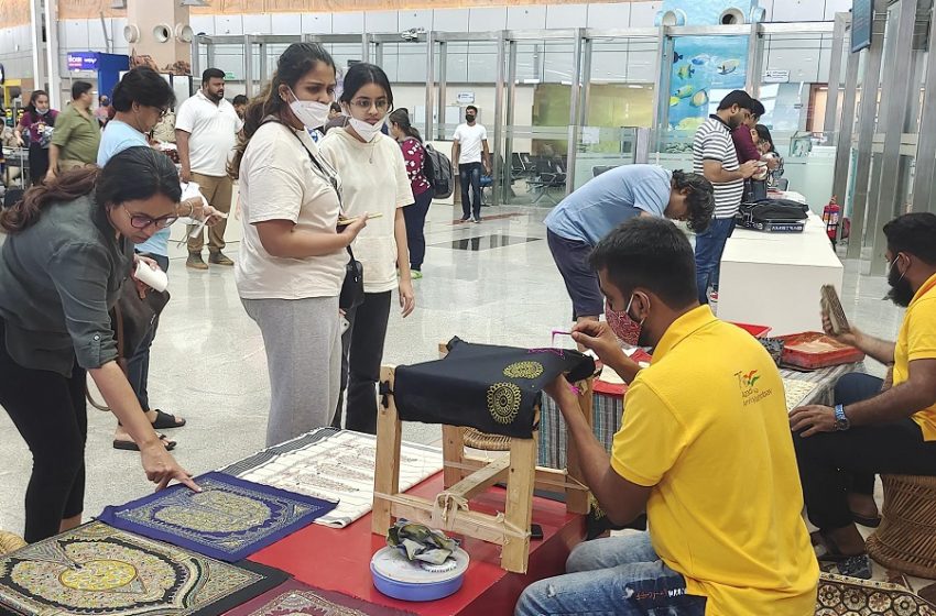  Gujarati artisans spice up Azadi Ka Amrit Mahotsav celebration at Mangaluru Airport