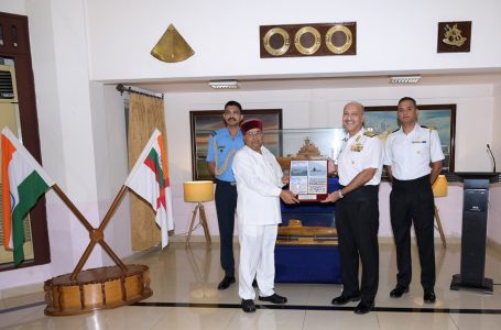 Karnataka Governor Gehlot visits Karwar Naval Base