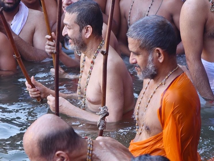 Swamijis offer special prayers during Grahana at Udupi Sri Krishna Matha
