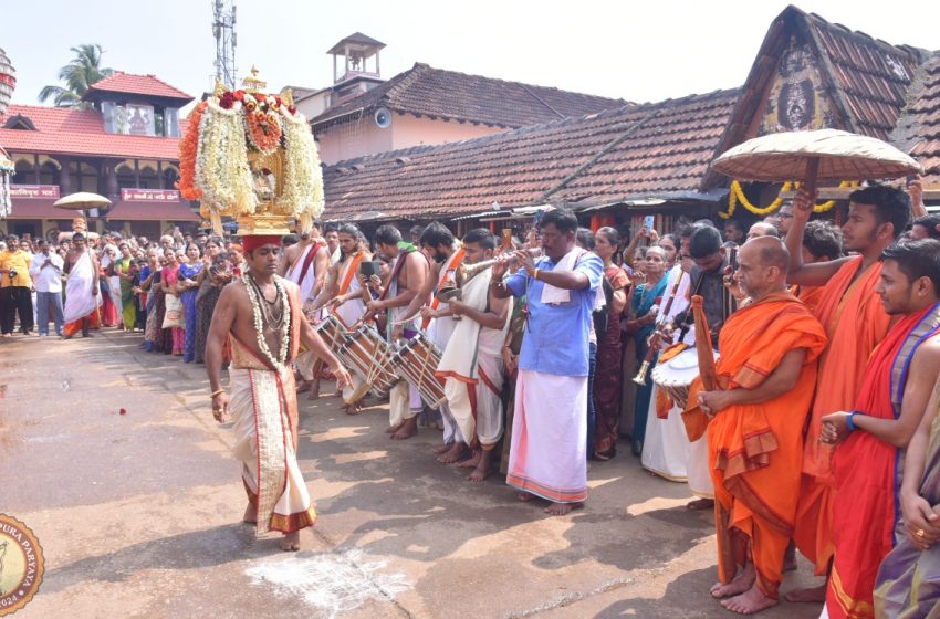  Sri Chandramauleeshwara Rathotsava held in Udupi