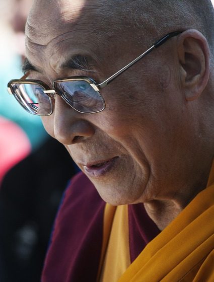  Dalai Lama joins Koo