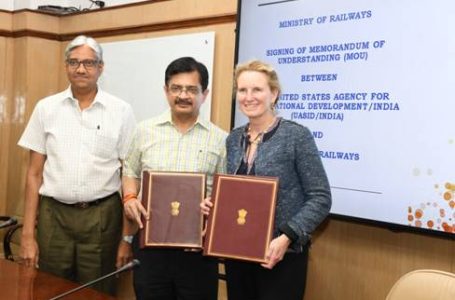 Indian Railways signs MoU with USAID India