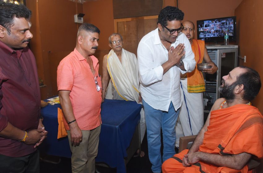 Actor Ravi Shankar visits Udupi Sri Krishna Matha
