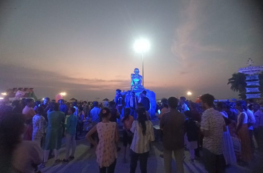  World Diabetes Day: Blue lighting of the Gandhi monument at Maple Beach and free diabetes screening program