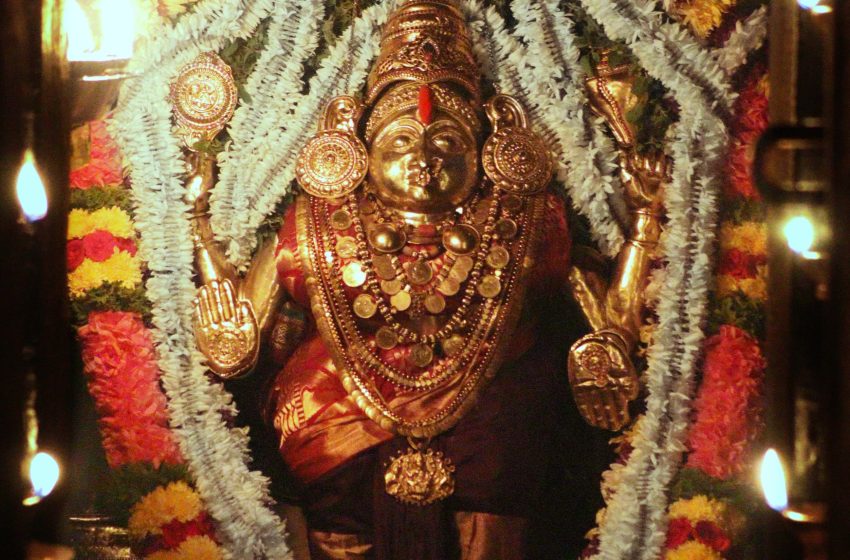  Kateel Sri Durgaparameshwari today’s Alankara