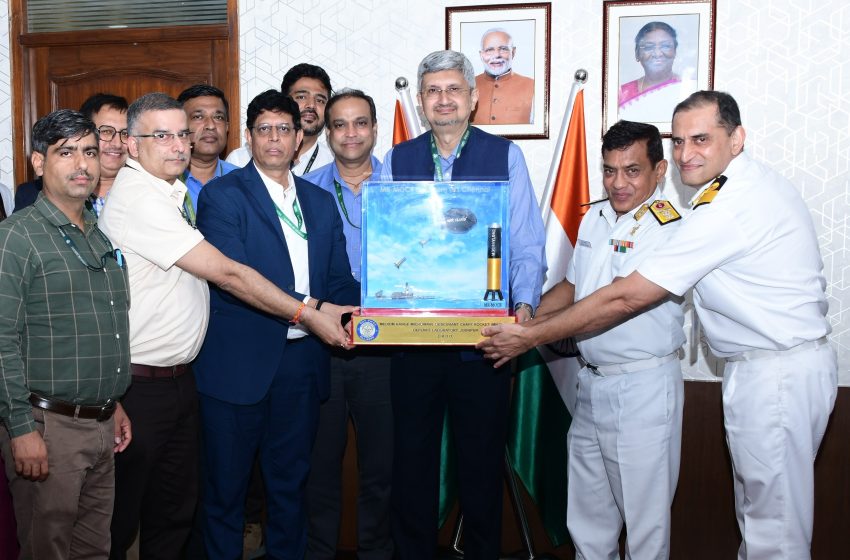  DRDO hands over Medium Range-Microwave Obscurant Chaff Rocket to Indian Navy