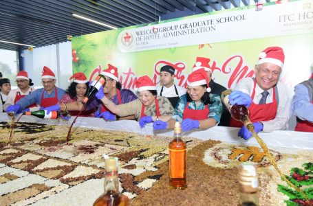 WGSHA Hosts Annual Christmas Fruit Mixing Ceremony