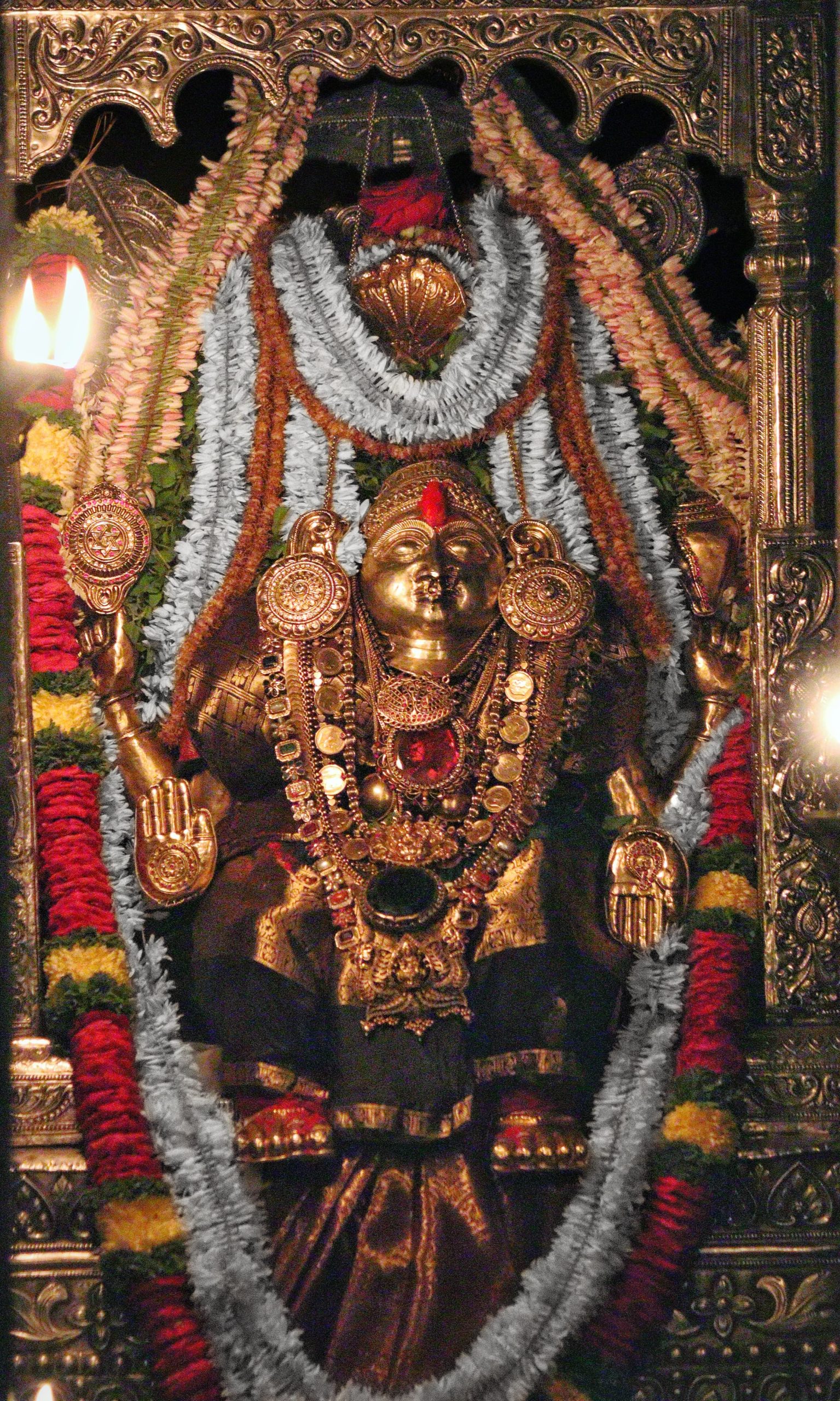 Kateel Sri Durgaparameshwari today’s Alankara