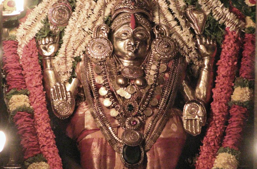  Kateel Sri Durgaparameshwari today’s Alankara
