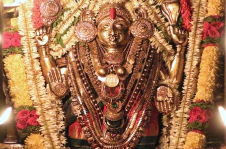 Kateel Sri Durgaparameshwari today’s Alankara