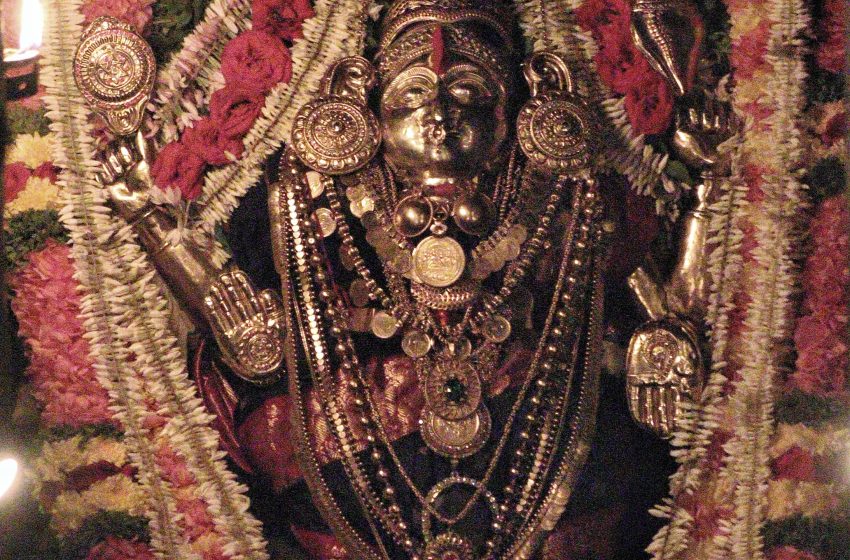  Kateel Sri Durgaparameshwari today’s Alankara