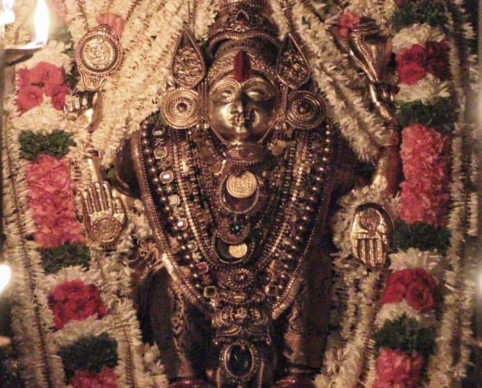  Kateel Sri Durgaparameshwari today’s Alankara