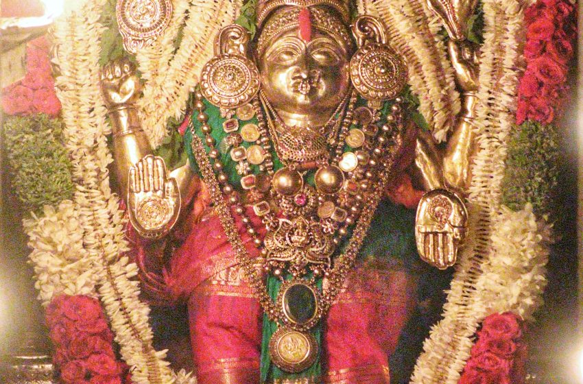  Kateel Sri Durgaparameshwari today’s Alankara