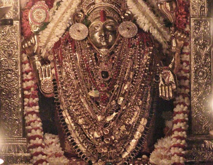  Kateel Sri Durgaparameshwari today’s Alankara